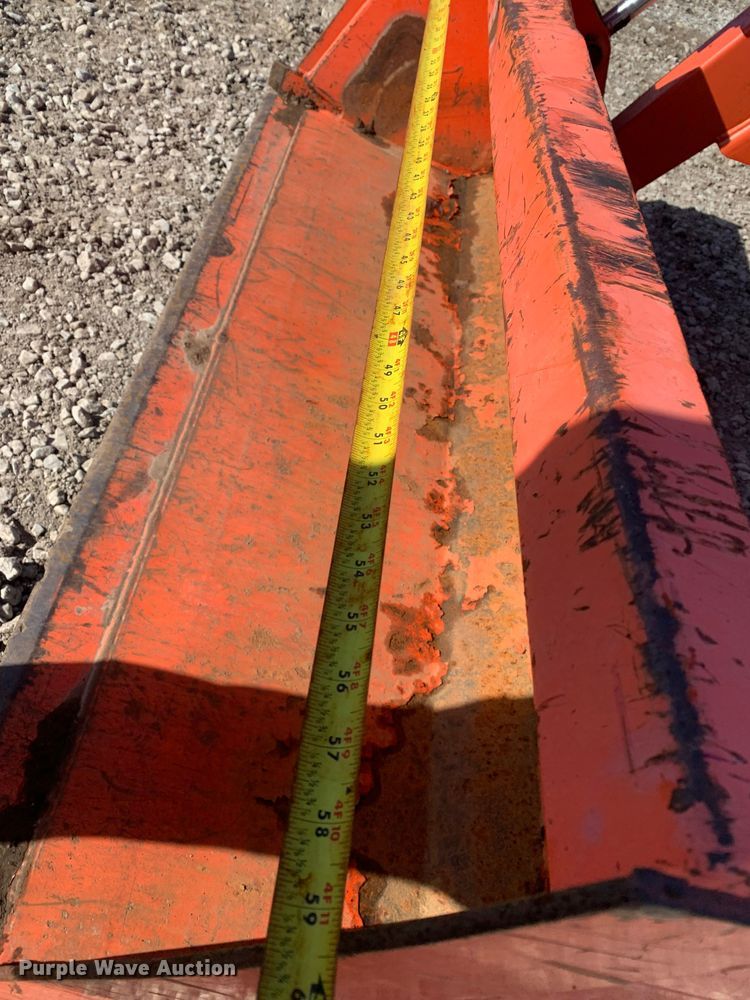 image for item MM9724 Kubota L3400  MFWD tractor