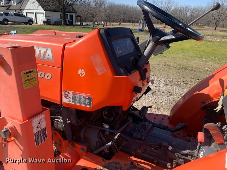 image for item MM9724 Kubota L3400  MFWD tractor