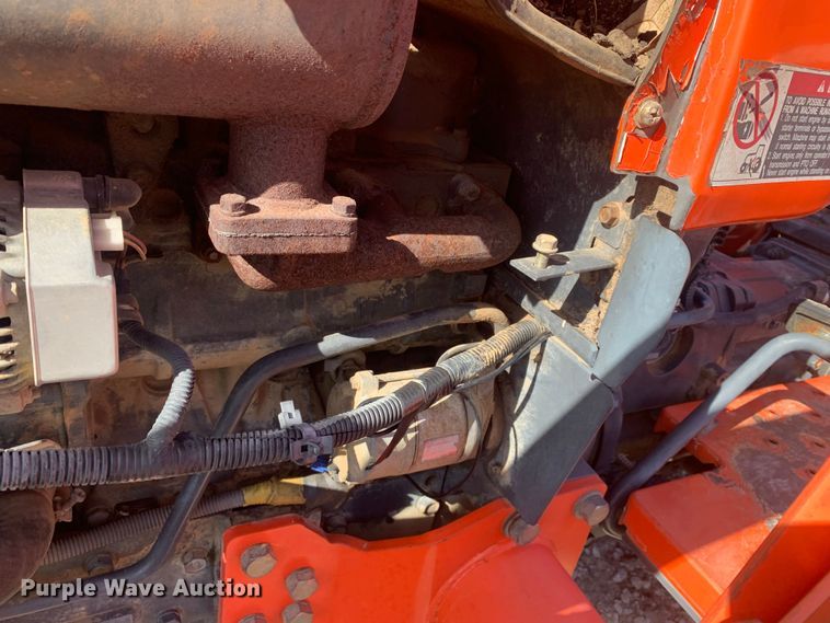 image for item MM9724 Kubota L3400  MFWD tractor
