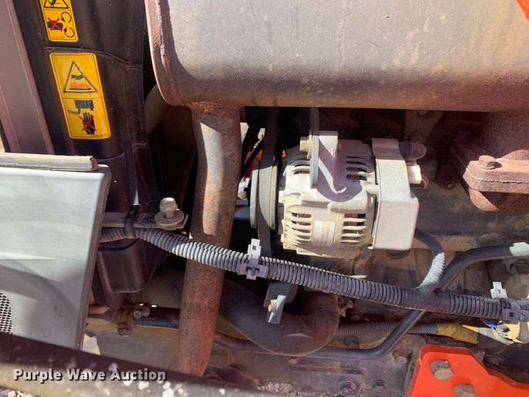 image for item MM9724 Kubota L3400  MFWD tractor