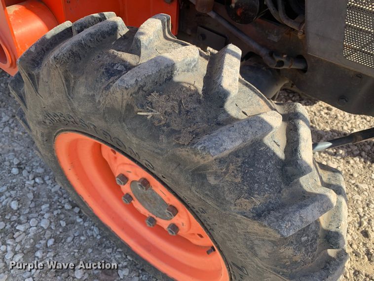 image for item MM9724 Kubota L3400  MFWD tractor