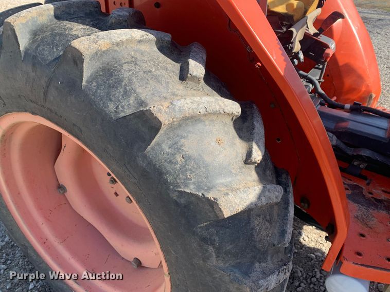 image for item MM9724 Kubota L3400  MFWD tractor