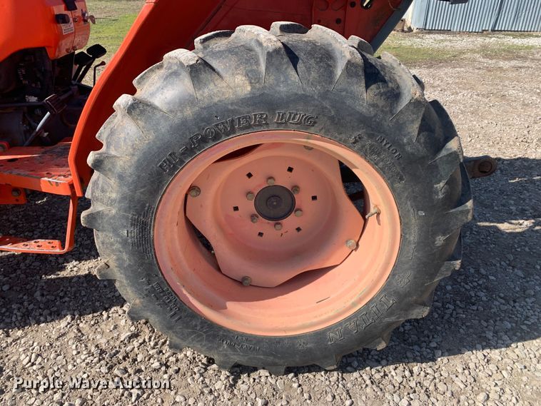 image for item MM9724 Kubota L3400  MFWD tractor
