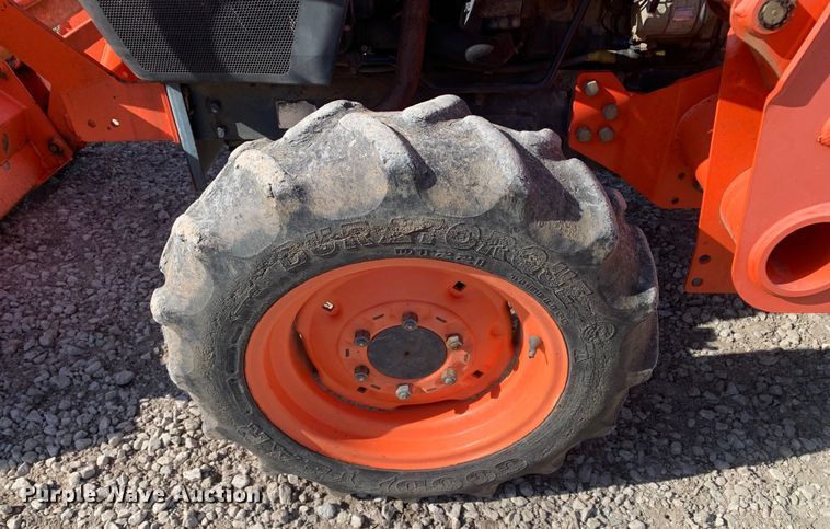 image for item MM9724 Kubota L3400  MFWD tractor