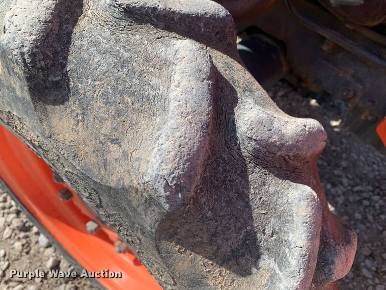 image for item MM9724 Kubota L3400  MFWD tractor