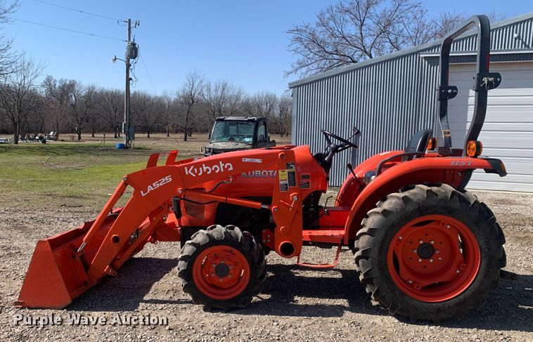 image for item MM9726 Kubota L2501D  MFWD tractor