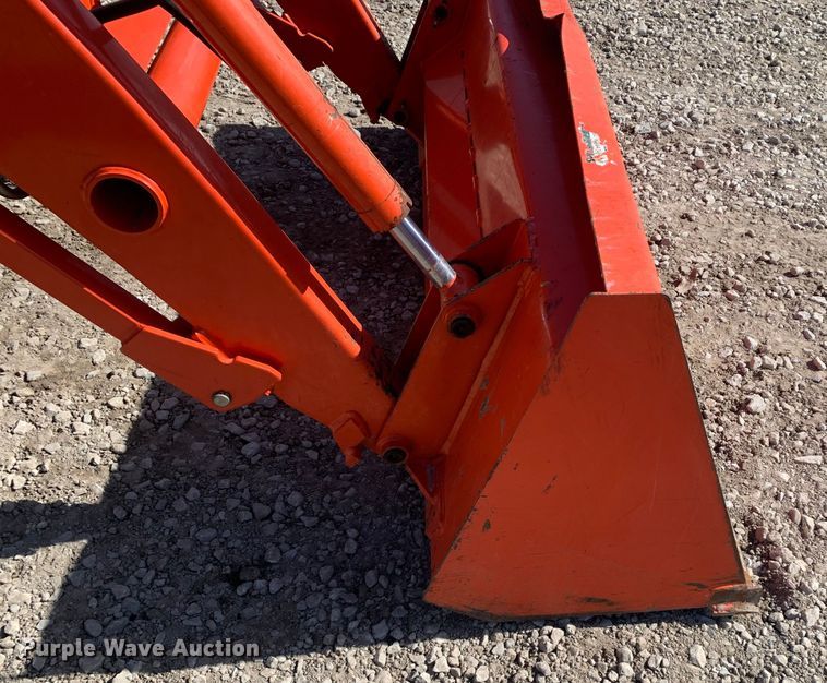 image for item MM9726 Kubota L2501D  MFWD tractor