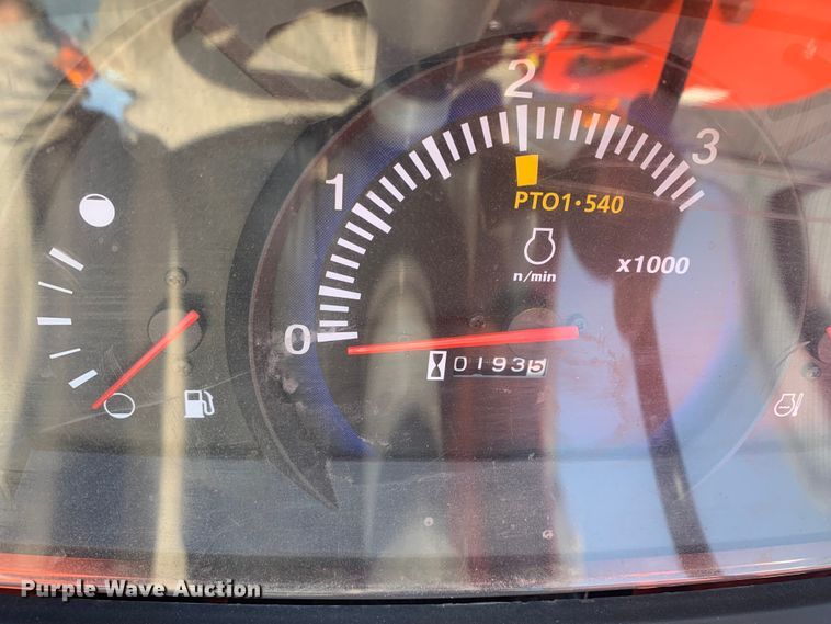 image for item MM9726 Kubota L2501D  MFWD tractor