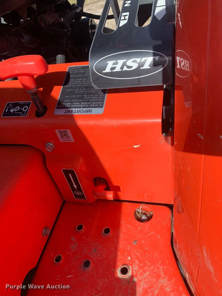 image for item MM9726 Kubota L2501D  MFWD tractor