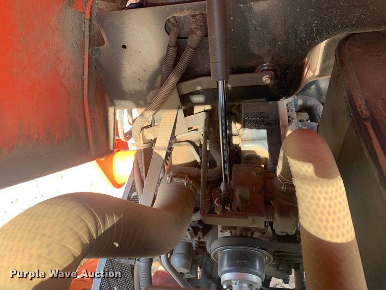 image for item MM9726 Kubota L2501D  MFWD tractor