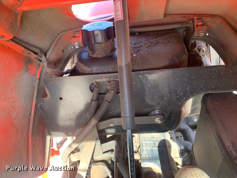 image for item MM9726 Kubota L2501D  MFWD tractor