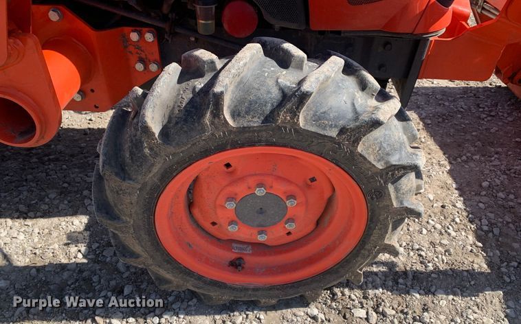 image for item MM9726 Kubota L2501D  MFWD tractor