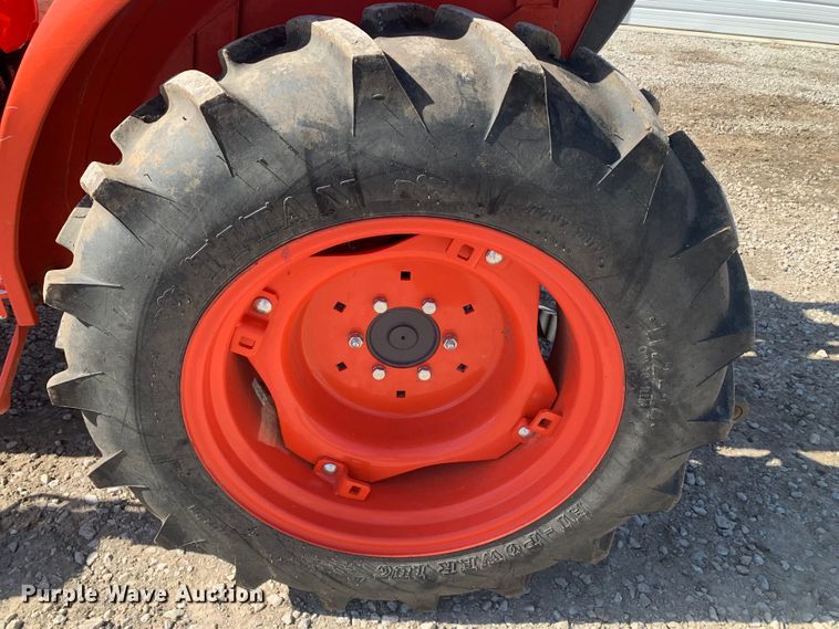 image for item MM9726 Kubota L2501D  MFWD tractor