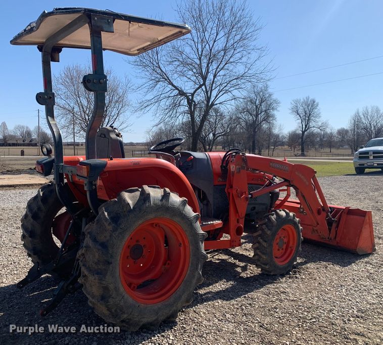 image for item MM9727 Kubota L3240D  MFWD tractor