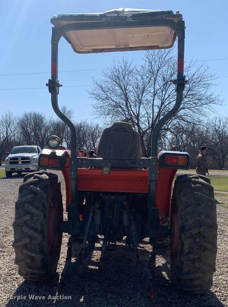 image for item MM9727 Kubota L3240D  MFWD tractor
