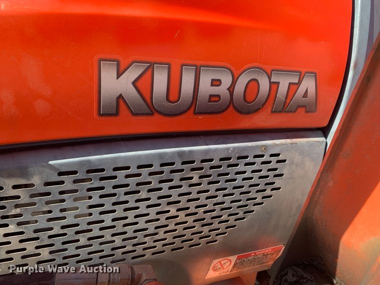 image for item MM9727 Kubota L3240D  MFWD tractor