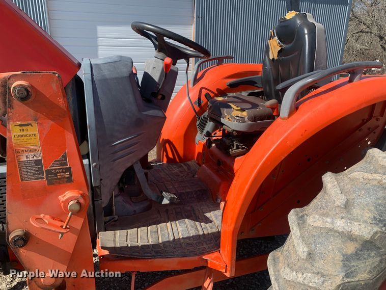 image for item MM9727 Kubota L3240D  MFWD tractor