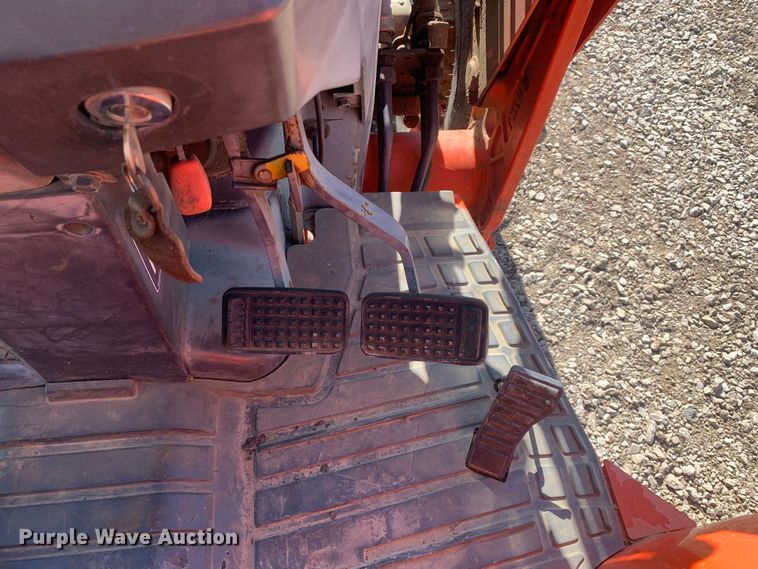 image for item MM9727 Kubota L3240D  MFWD tractor