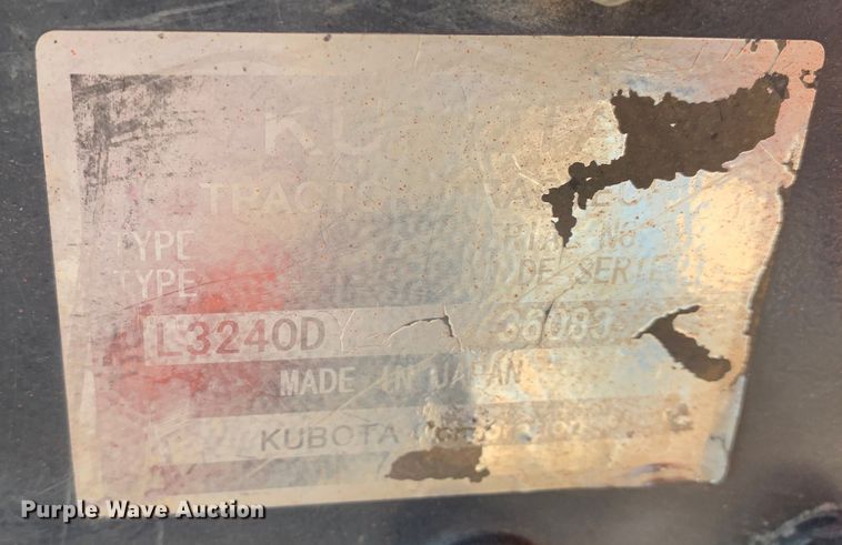 image for item MM9727 Kubota L3240D  MFWD tractor