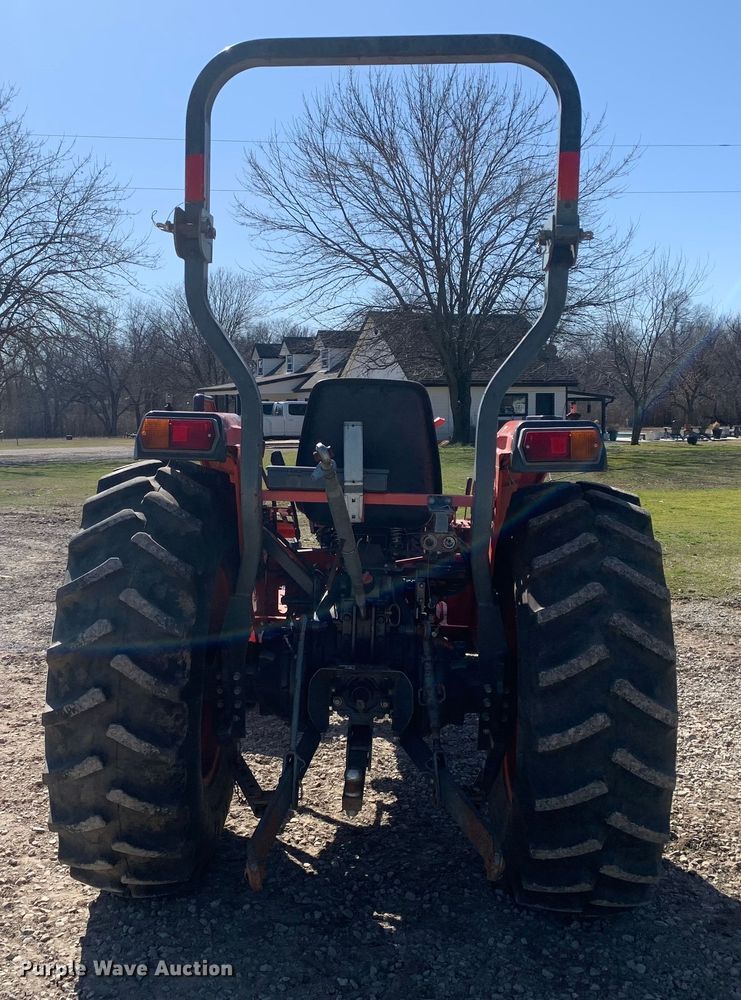 image for item MM9728 Kubota L4400  tractor