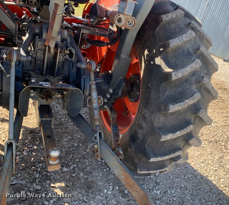 image for item MM9728 Kubota L4400  tractor