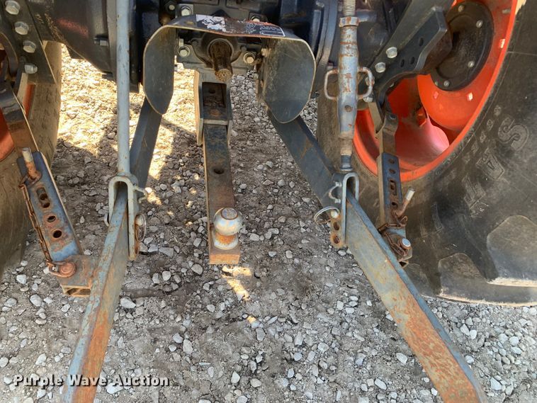 image for item MM9728 Kubota L4400  tractor