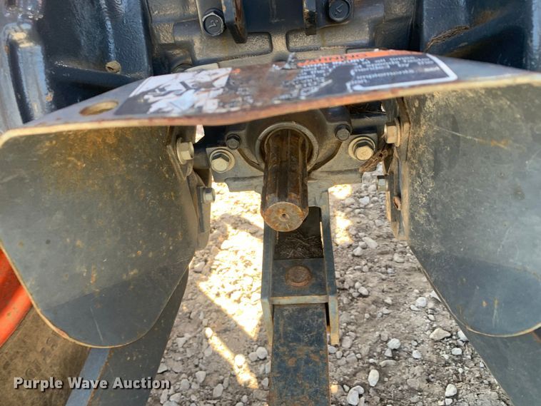 image for item MM9728 Kubota L4400  tractor