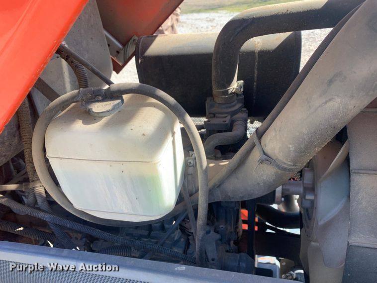 image for item MM9728 Kubota L4400  tractor