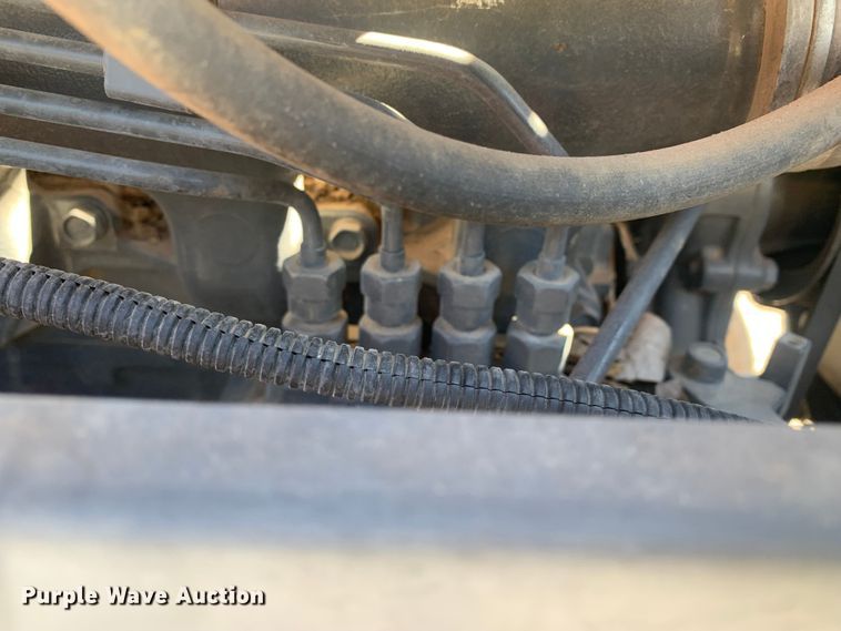 image for item MM9728 Kubota L4400  tractor