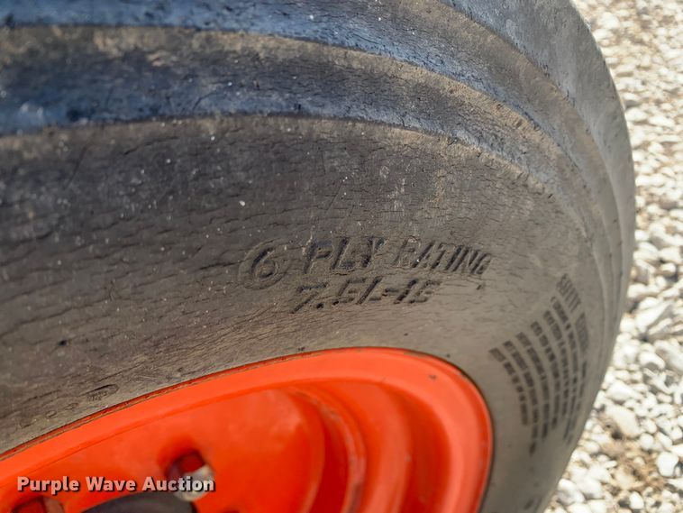 image for item MM9728 Kubota L4400  tractor