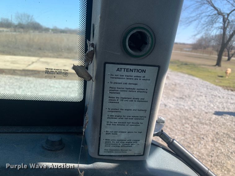 image for item MM9729 2004 New Holland TL100  tractor