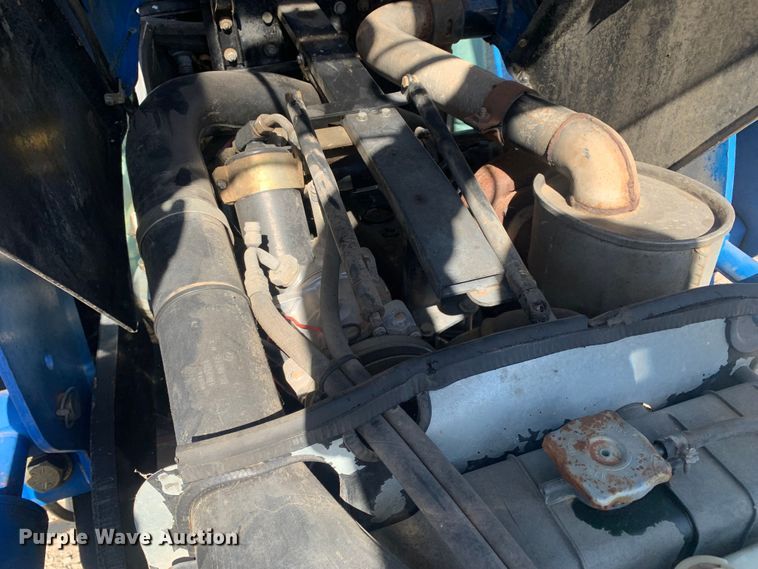 image for item MM9729 2004 New Holland TL100  tractor