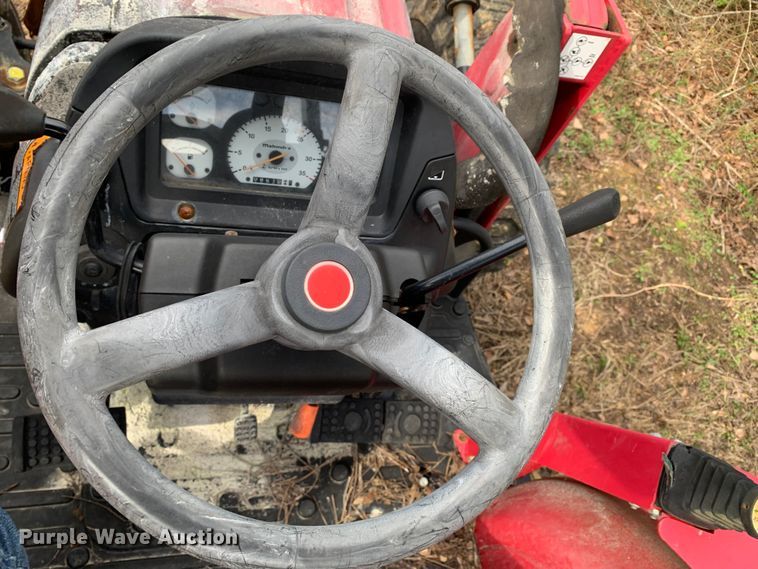image for item MM9754 2009 Mahindra 5035  MFWD tractor