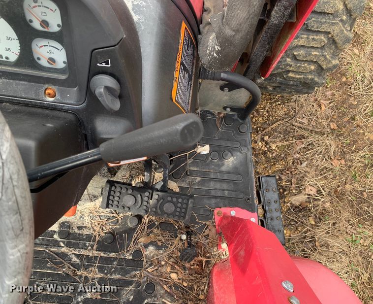 image for item MM9754 2009 Mahindra 5035  MFWD tractor