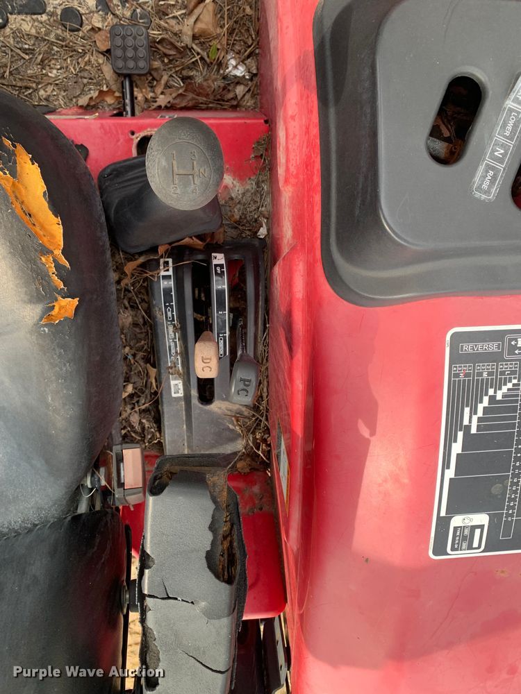 image for item MM9754 2009 Mahindra 5035  MFWD tractor