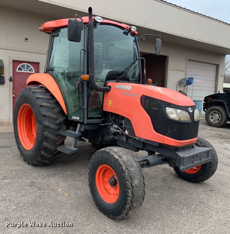 image for item MM9767 Kubota M7040  tractor