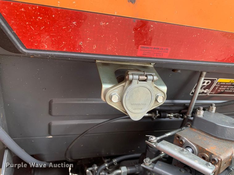 image for item MM9767 Kubota M7040  tractor