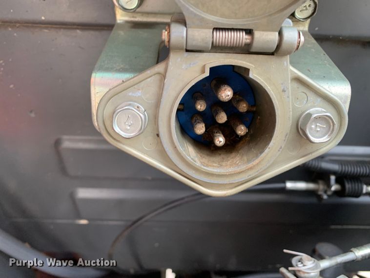 image for item MM9767 Kubota M7040  tractor