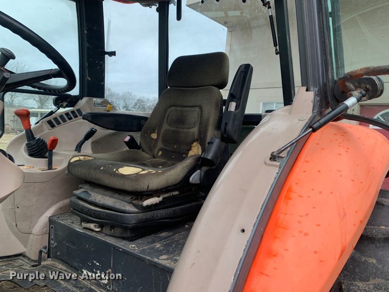 image for item MM9767 Kubota M7040  tractor