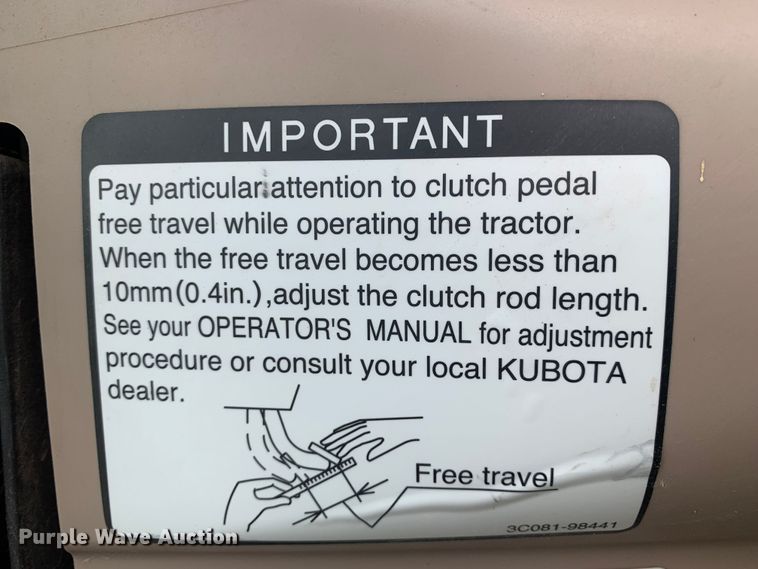 image for item MM9767 Kubota M7040  tractor