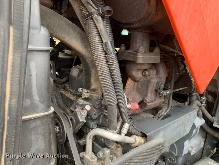 image for item MM9767 Kubota M7040  tractor