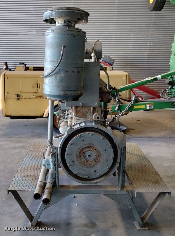 image for item MR9722 Cummins  engine