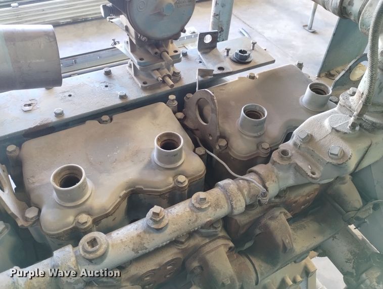 image for item MR9722 Cummins  engine