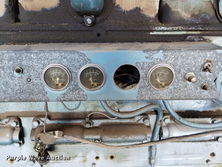 image for item MR9722 Cummins  engine