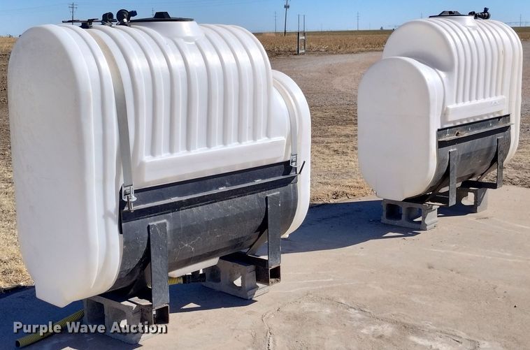 image for item MR9726 (2) saddle tanks