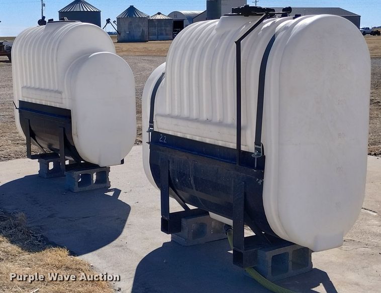 image for item MR9726 (2) saddle tanks