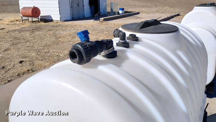 image for item MR9726 (2) saddle tanks