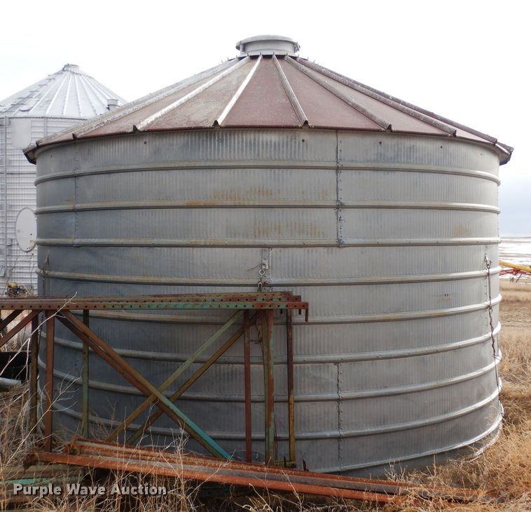 image for item MR9727 (2) Columbian Red Top grain bins