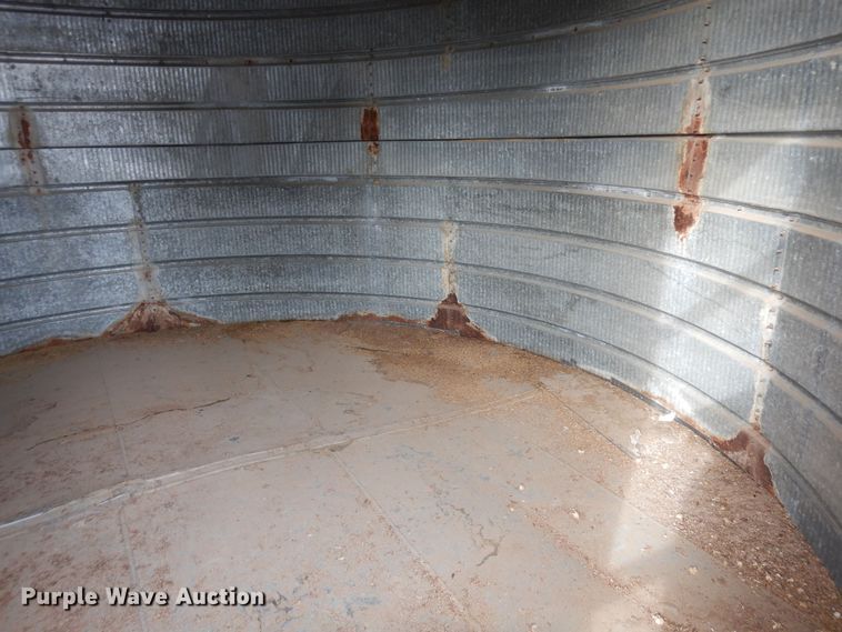 image for item MR9727 (2) Columbian Red Top grain bins