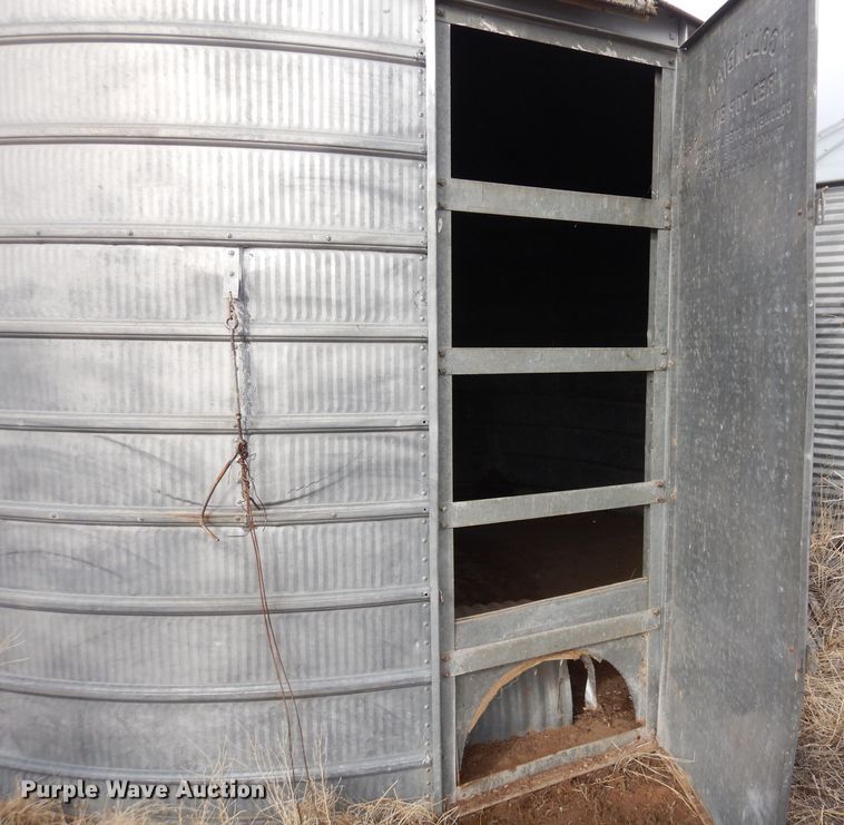 image for item MR9727 (2) Columbian Red Top grain bins